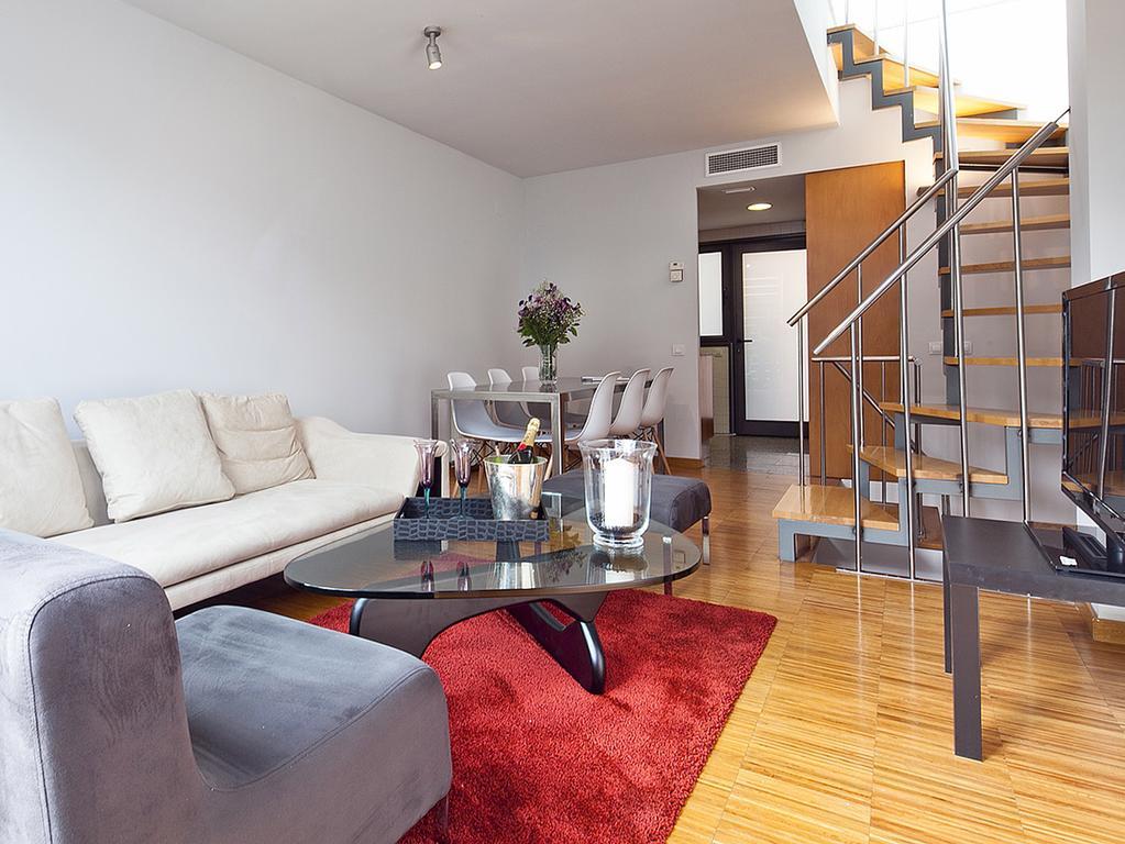Apartment Barcelona Rentals - Penthouse With Terrace Екстер'єр фото