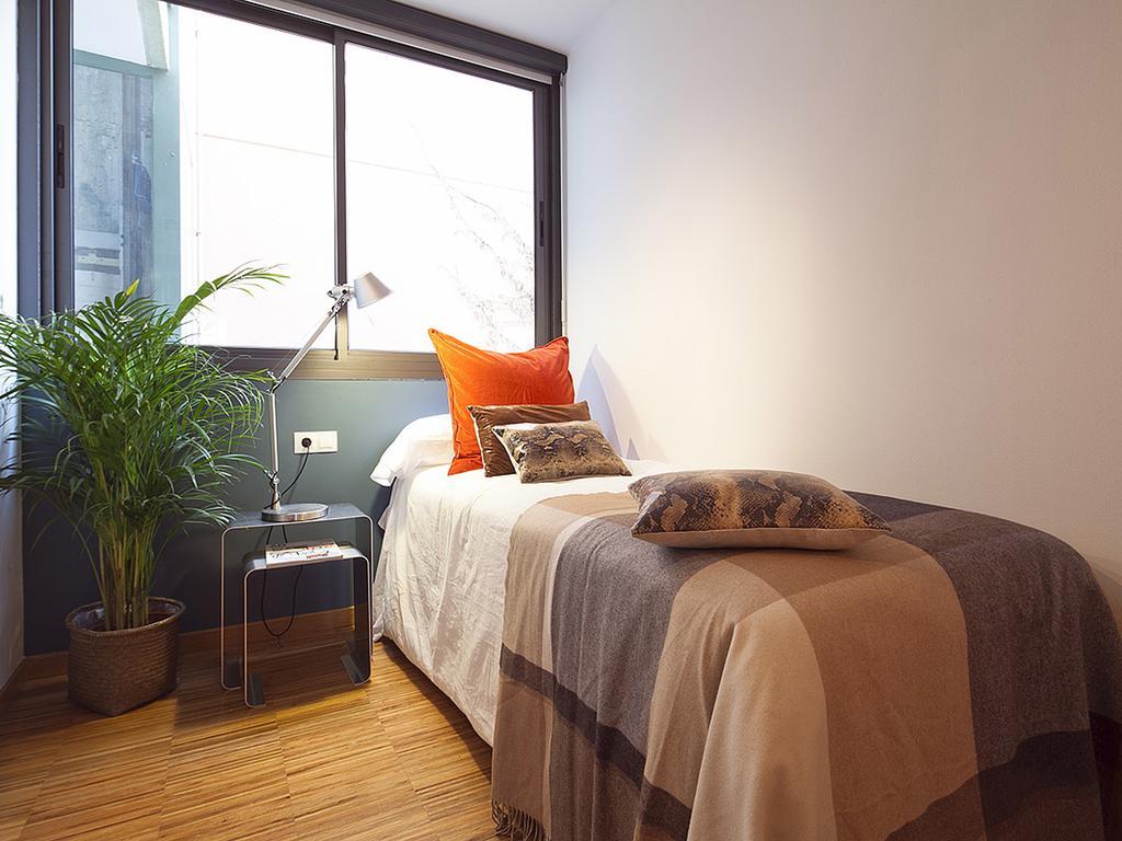 Apartment Barcelona Rentals - Penthouse With Terrace Екстер'єр фото