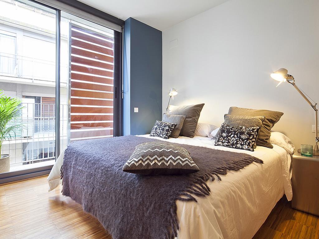 Apartment Barcelona Rentals - Penthouse With Terrace Екстер'єр фото